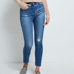 Levi's Wedgie Skinny in Pacific Waves